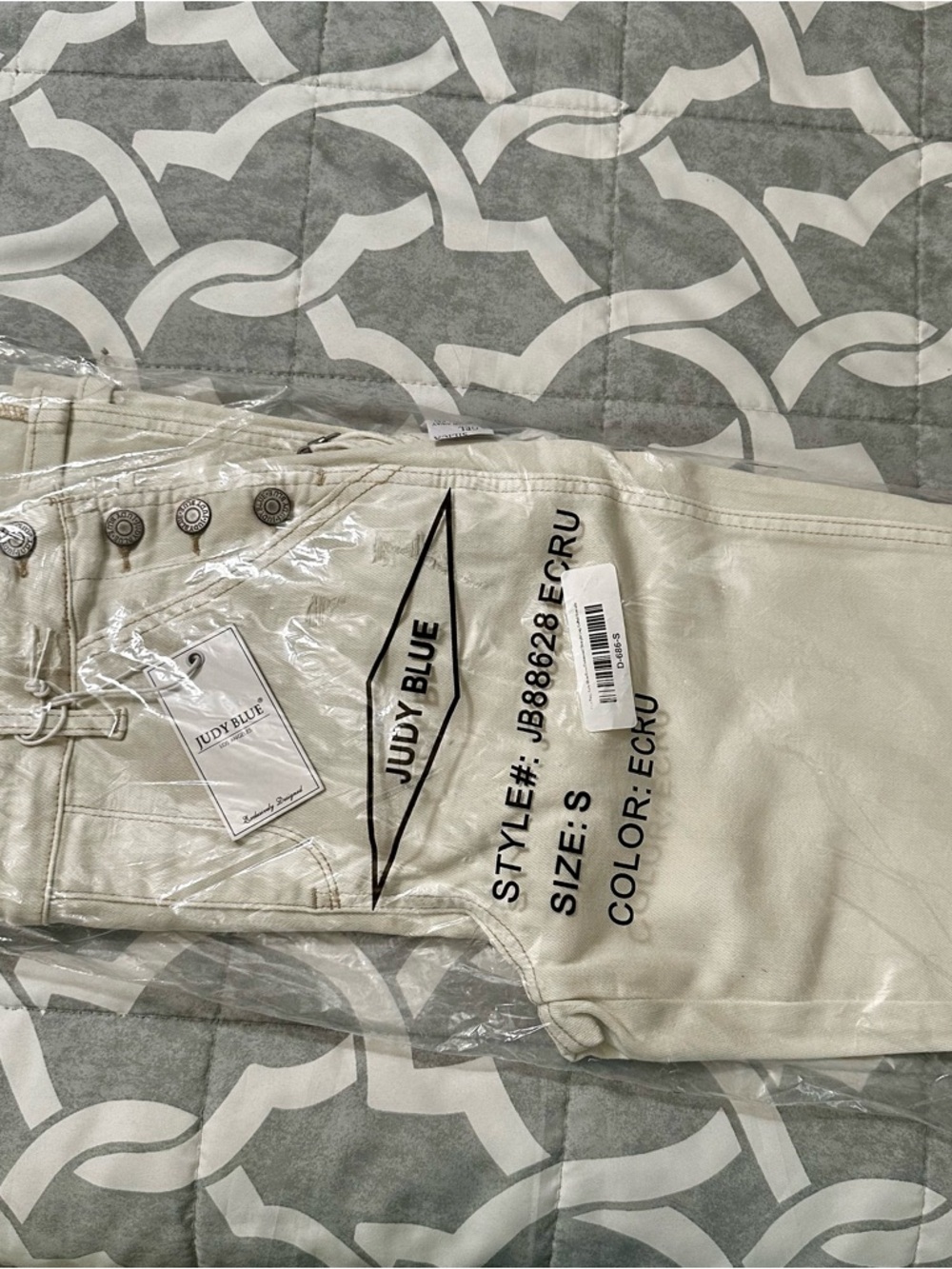 Judy Blue Overall Jeans in Ecru/Cream